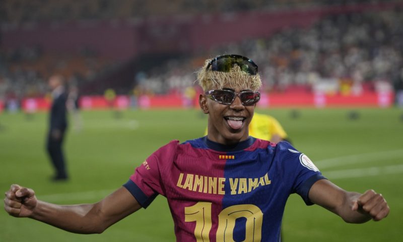 Lamine Yamal semnează! Barcelona îi oferă un contract uriaș urmașului lui Messi Y2m0nta2ztc2yjcxodjhmgrlmwq2ymqxotmy.thumb