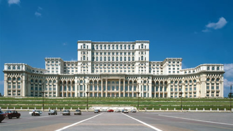 Când inflația îți goleşte buzunarul, iar politica îți golește speranța Yte2zmrhzjawzmiznzu2ztyxnmi5mty0yg==.thumb