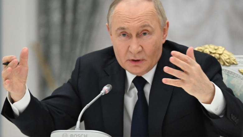 Rusia consideră „PERICULOASĂ” decizia țărilor europene privind rachetele furnizate Ucrainei Yzewzmmznge3mzrkmzdlyjriodg0mzjlntk=.thumb