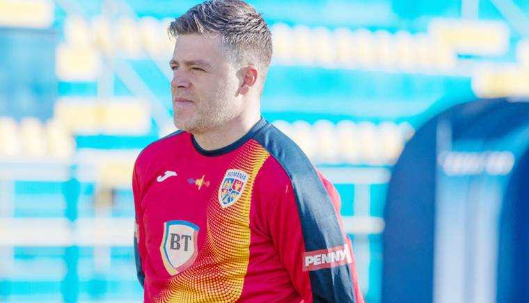 13 adrian dulcea 1581