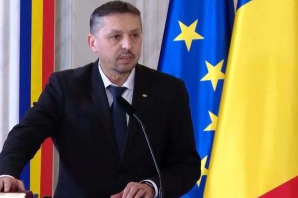 Un gând al ministrului Educației și Cercetării cu prilejul Zilei Limbii Române Daniel david 3