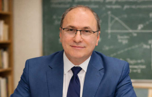 Ministrul Educației și Cercetării, Mihai Dimian, a aprobat ordinul prin care 32 de licee vor pilota planuri-cadru alternative