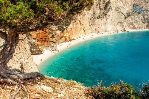 Mister în Grecia după ce o dronă cu explozibil a fost găsită în apropierea unei destinații turistice populare