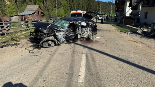 Tânăr de 18 ani, mort în accident. Alți doi, de 18 și 19 ani, au scăpat cu viață